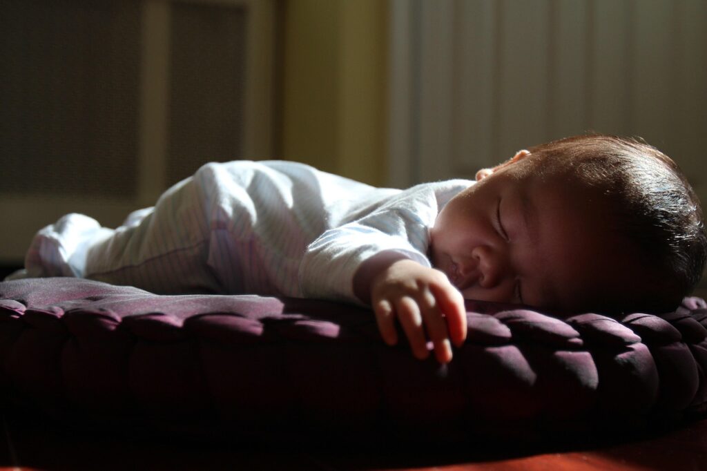 Tummy time: waarom is het belangrijk?